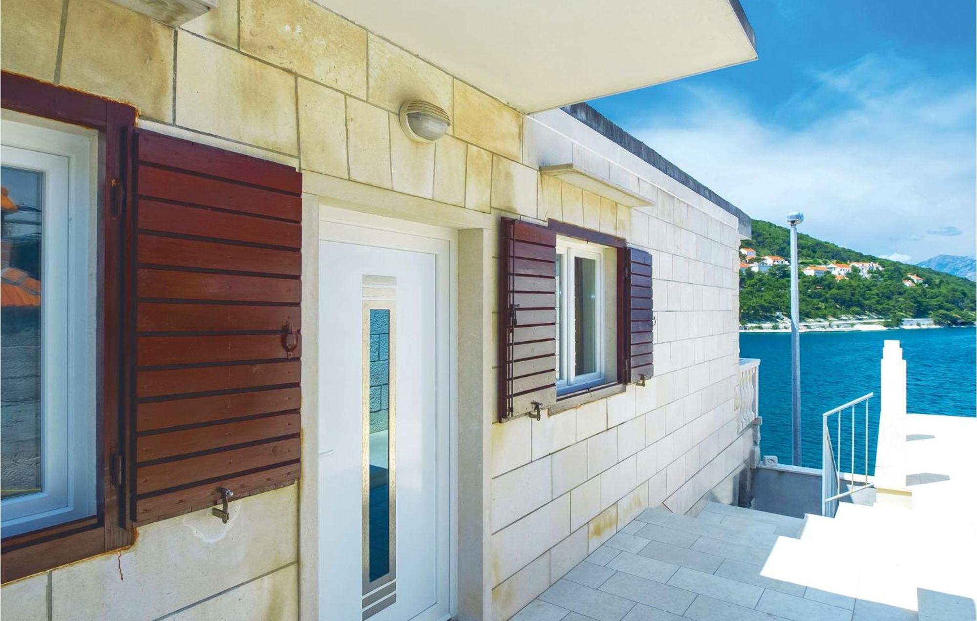 Beautiful Home In Pucisca With Wifi المظهر الخارجي الصورة