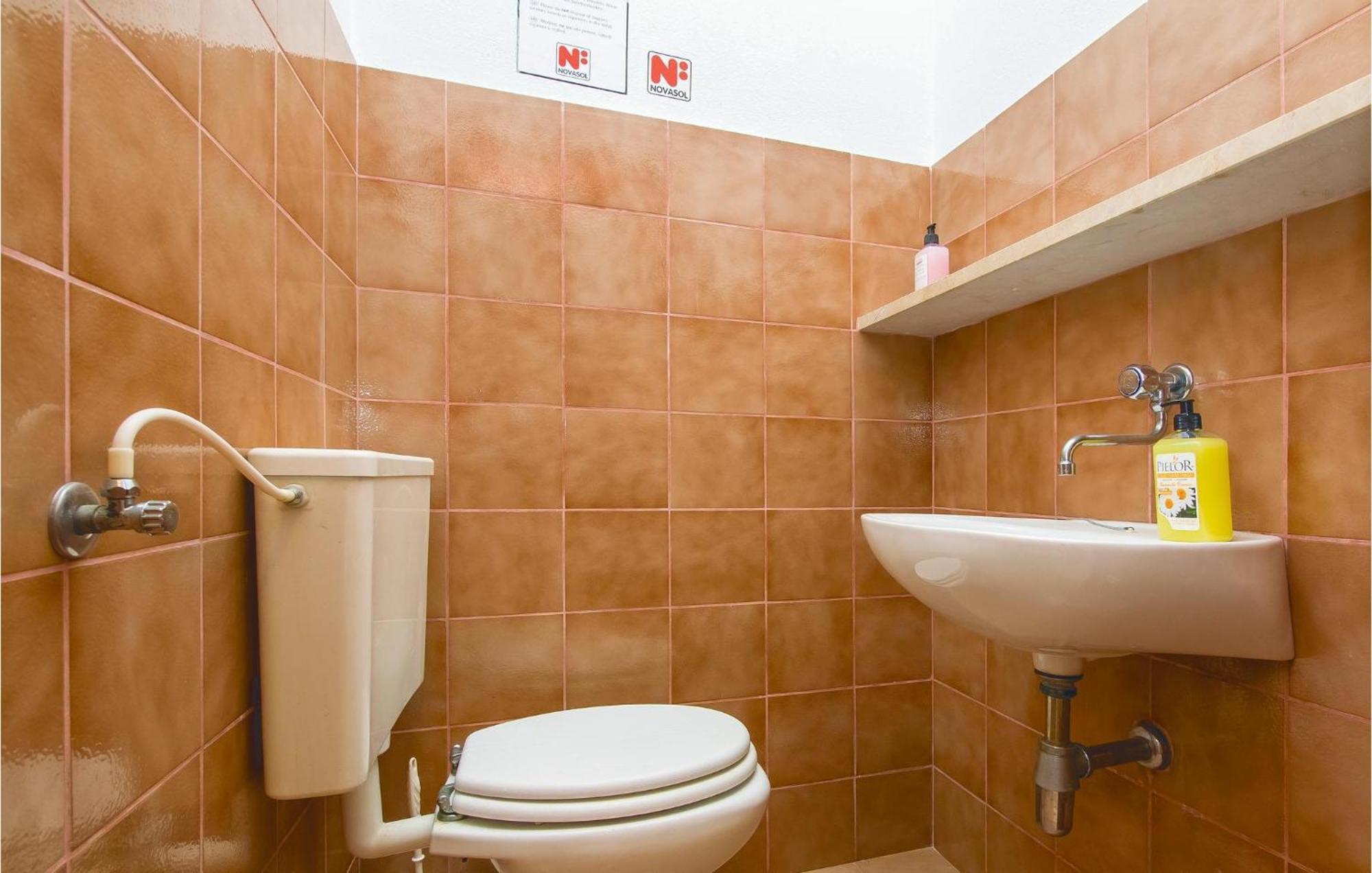 Beautiful Home In Pucisca With Wifi المظهر الخارجي الصورة